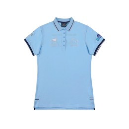 訂做女裝短袖Polo恤  淺藍色  漸變色LOGO 馬術學院Polo恤  繡花LOGO 珠地  96%cotton 4%spandex  彈力珠地布  210gsm  P1599 訂做女裝短袖Polo恤  淺藍色  漸變色LOGO 馬術學院Polo恤  繡花LOGO 珠地  96%cotton 4%spandex  彈力珠地布  210gsm  P1599